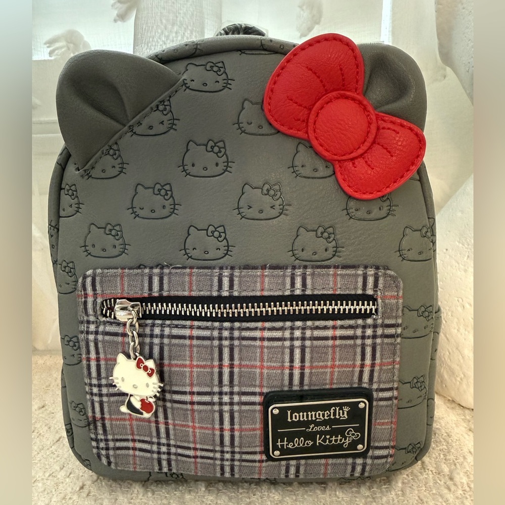 Loungefly Loves Hello Kitty Backpack